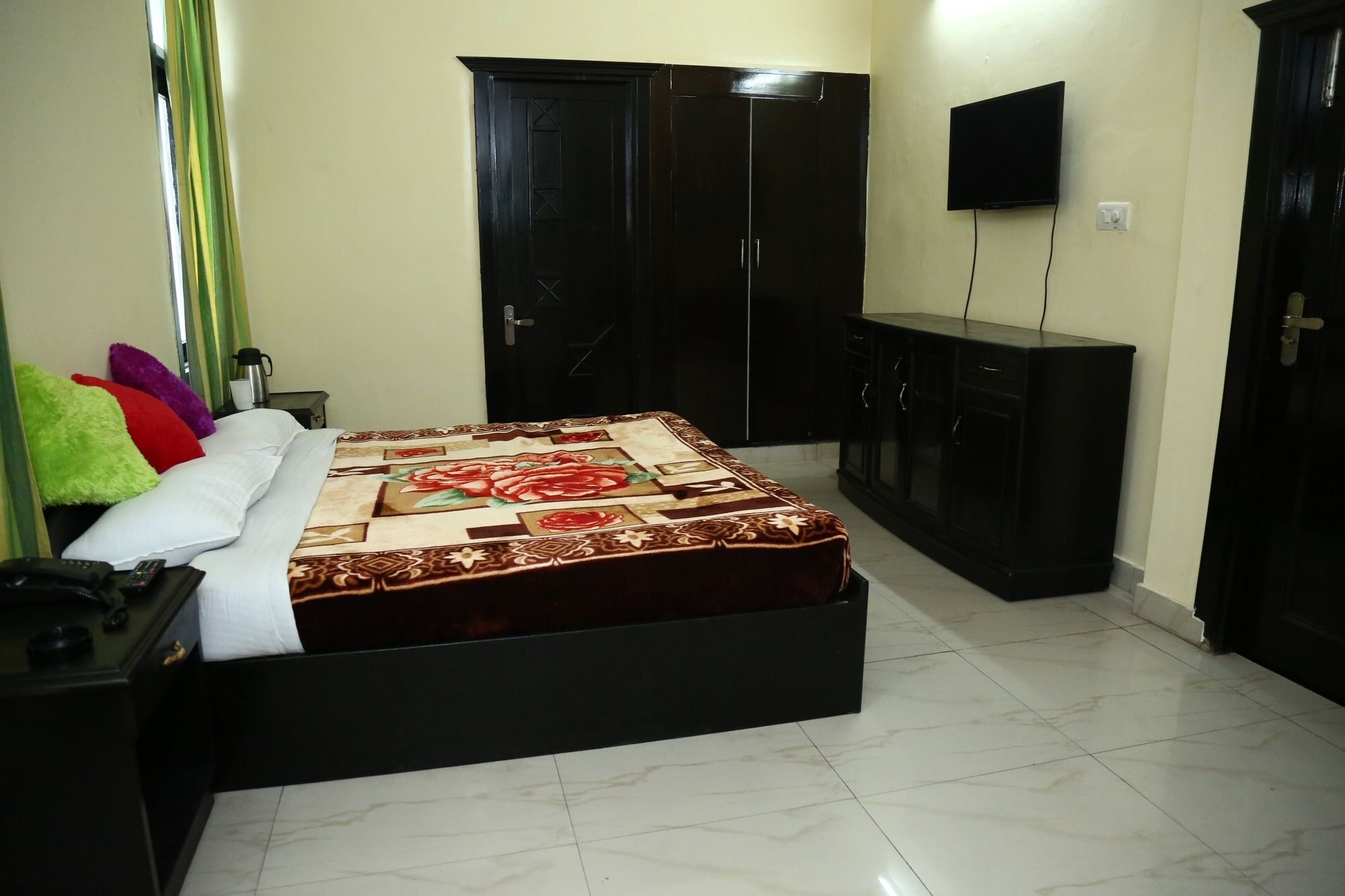 מוסורי Oyo 5248 Surbee Resorts מראה חיצוני תמונה