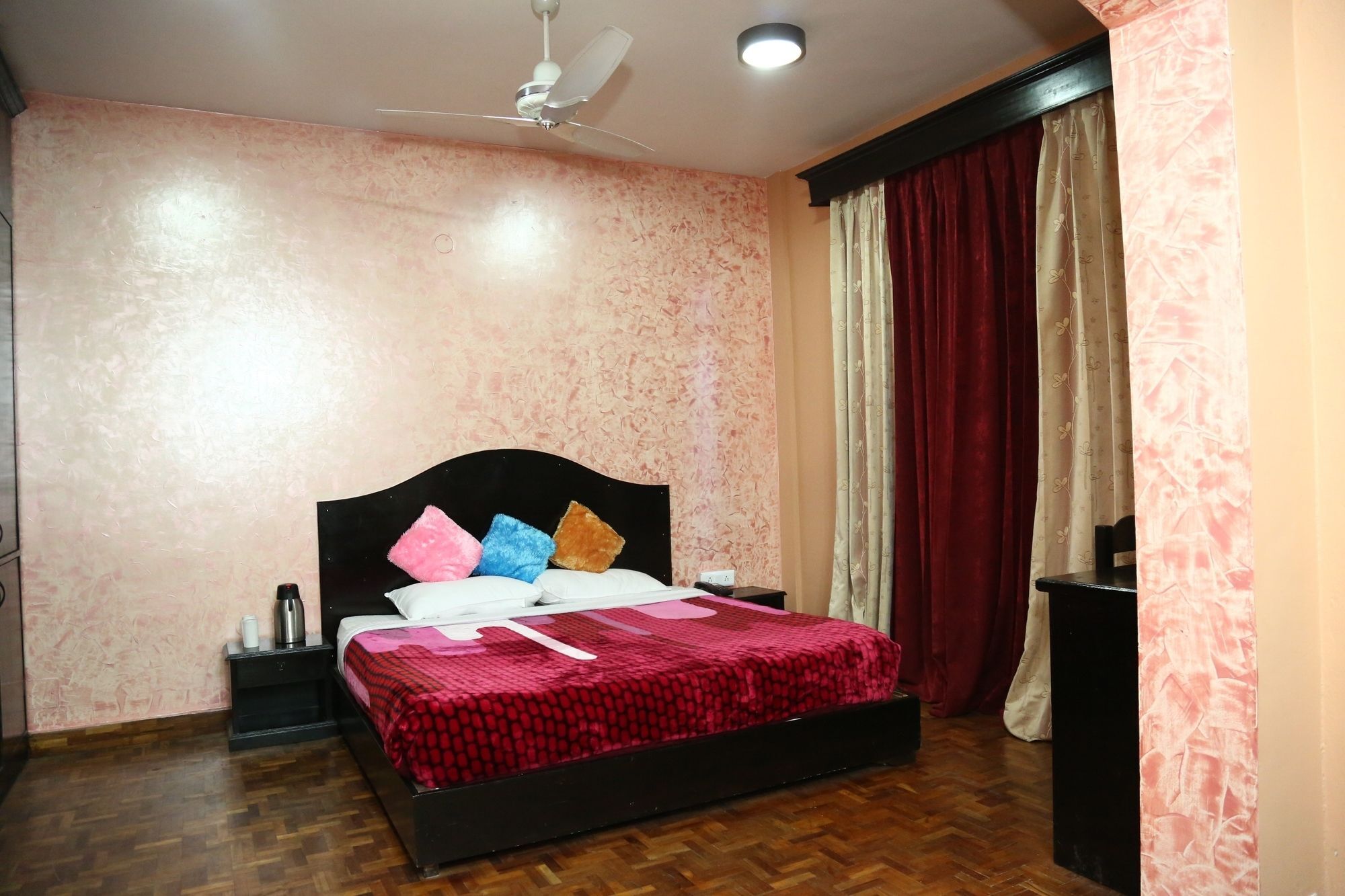 מוסורי Oyo 5248 Surbee Resorts מראה חיצוני תמונה